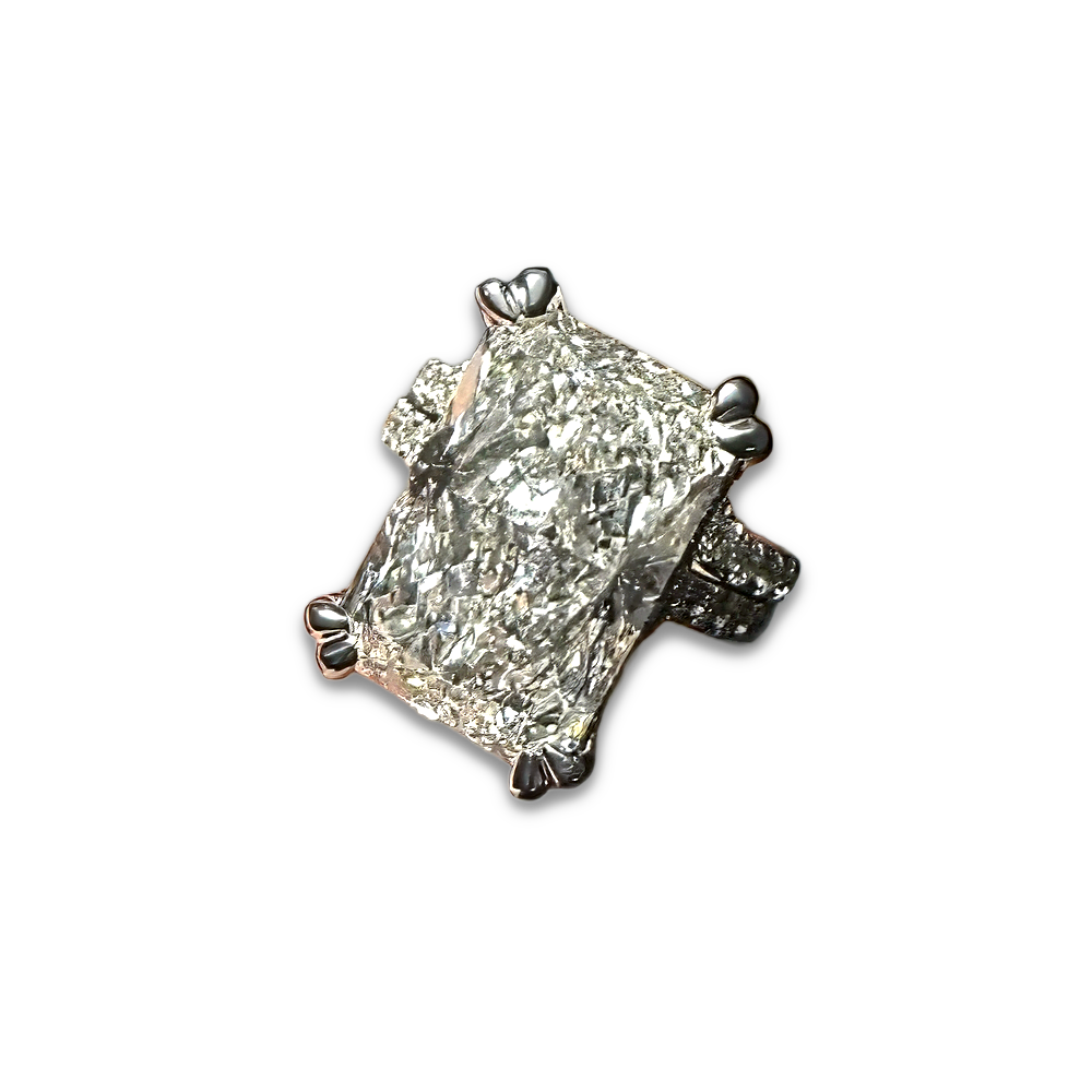 Éloise Solitaire